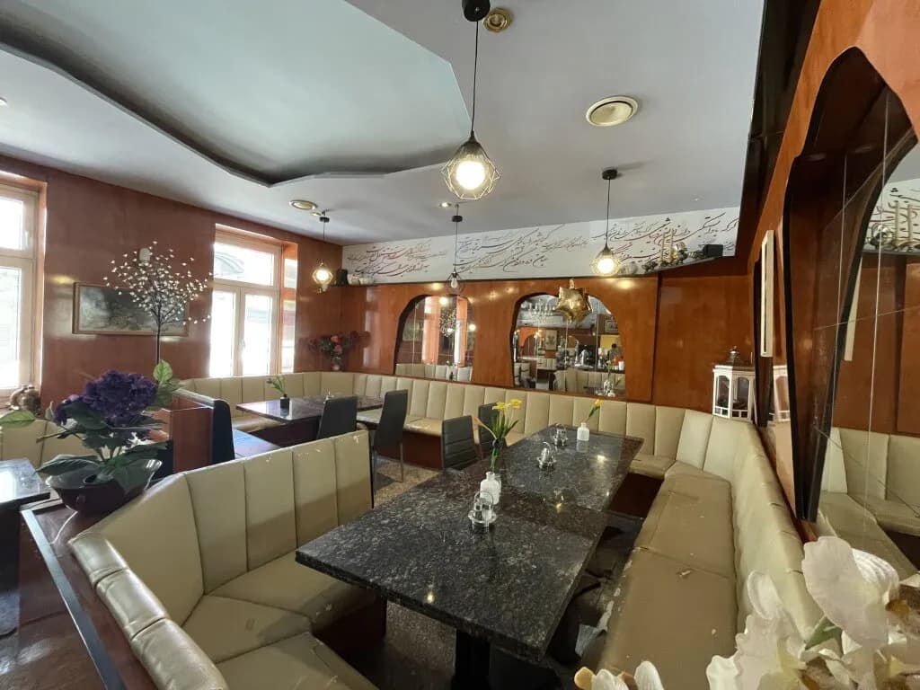 2-Zimmer-Gewerbeimmobilie mieten in Wien – 125 m², € 2.800 – Bild 3 von 16