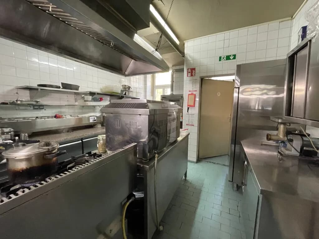 2-Zimmer-Gewerbeimmobilie mieten in Wien – 125 m², € 2.800 – Bild 7 von 16