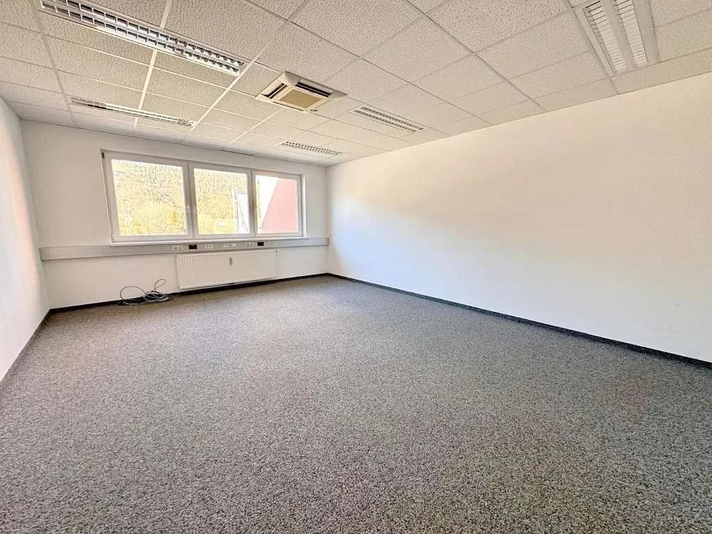 1-Zimmer-Gewerbeimmobilie mieten in Leoben – 32 m², € 436 – Bild 2 von 3
