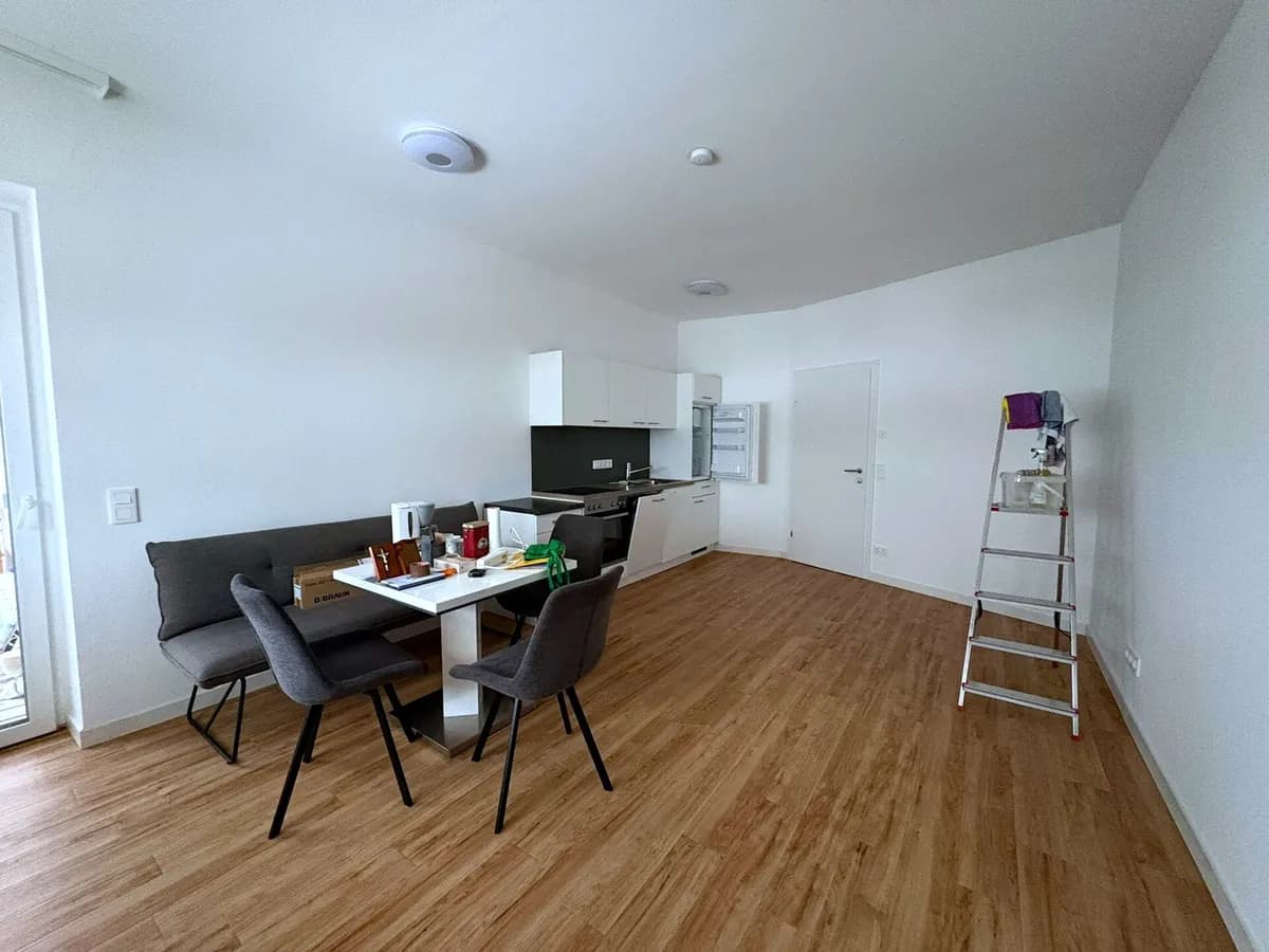 2-Zimmer-Wohnung mieten in Gmunden – 53,49 m², € 704 – Bild 2 von 8