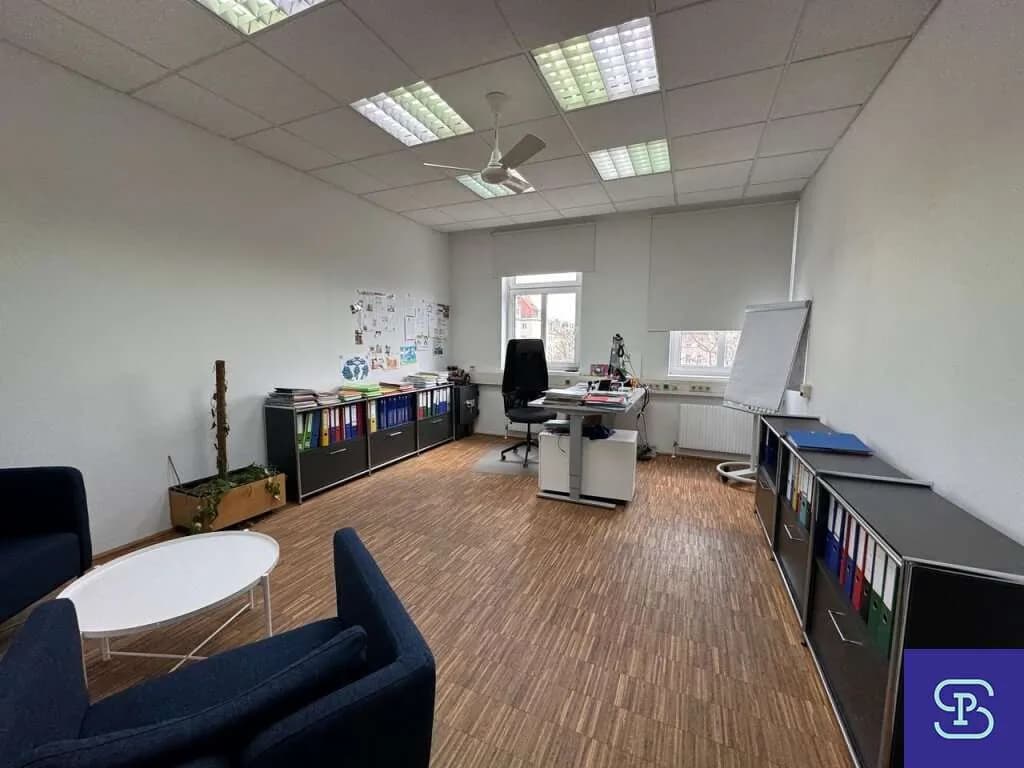 20-Zimmer-Gewerbeimmobilie mieten in Wien – 777 m², € 8.088