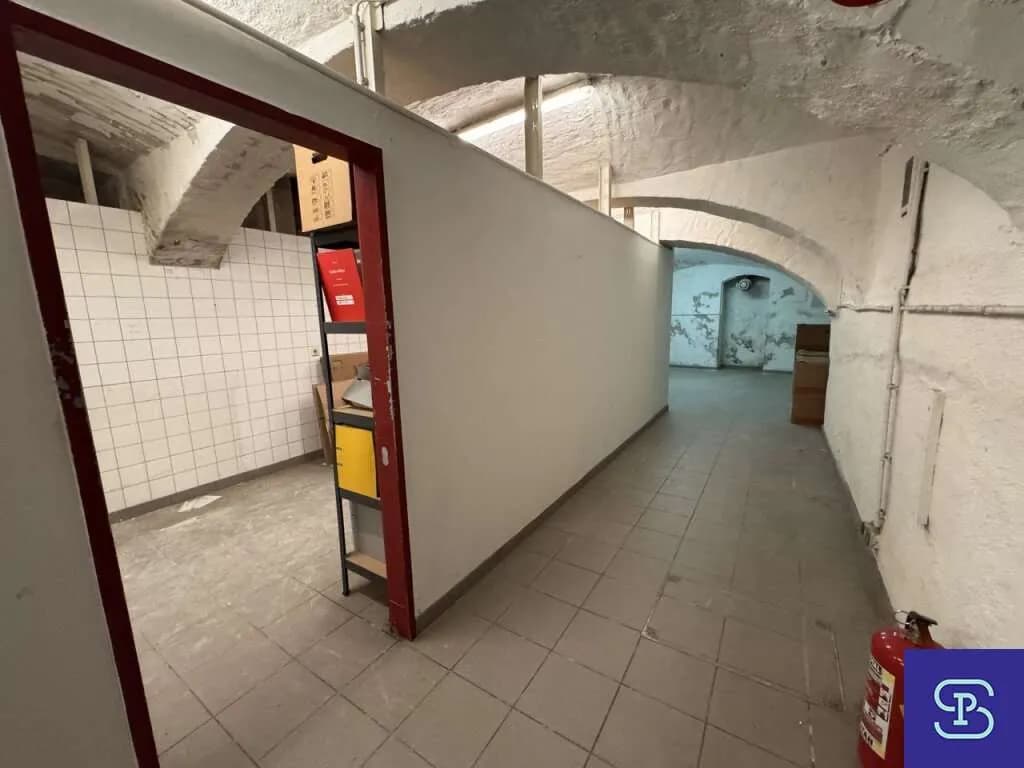 20-Zimmer-Gewerbeimmobilie mieten in Wien – 777 m², € 8.088 – Bild 33 von 35