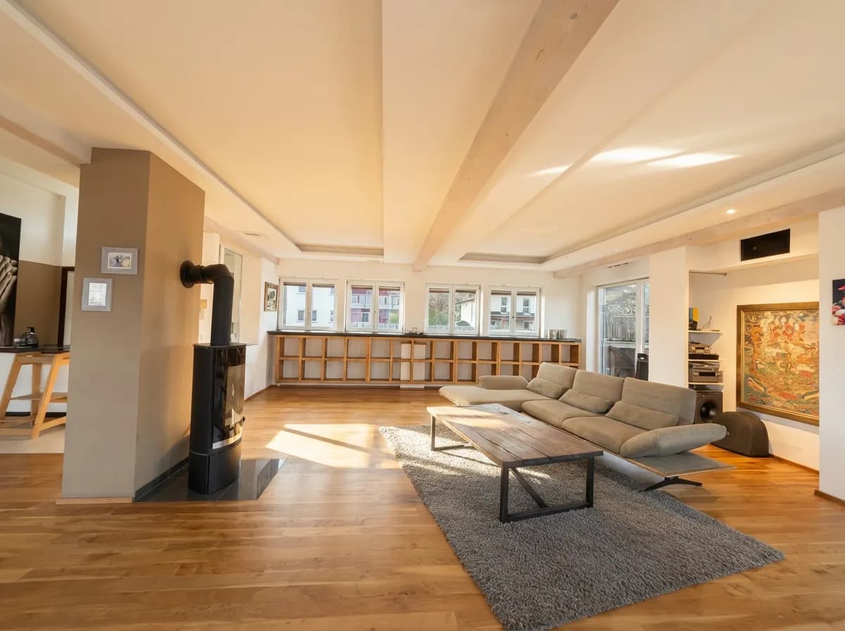 5-Zimmer-Wohnung kaufen in Vöcklabruck – 200 m², € 999.000 – Bild 2 von 9