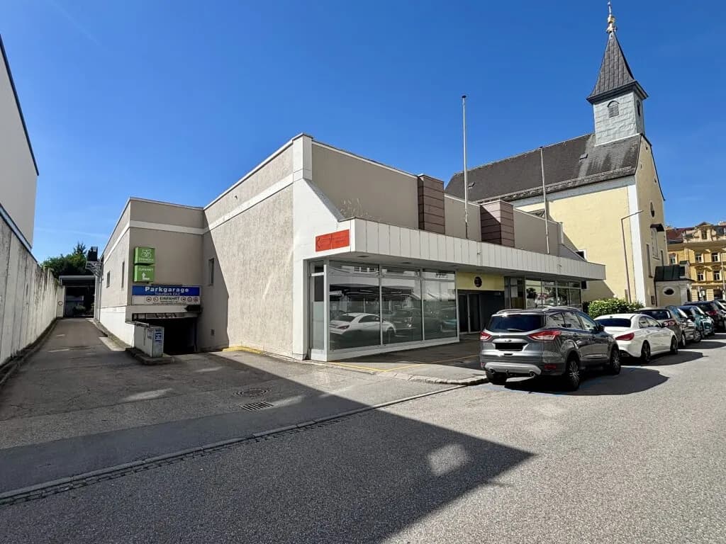 Gewerbeimmobilie kaufen in Wels – 2 977 m², € 1.470.000