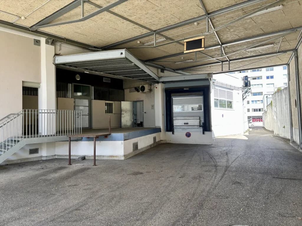 Gewerbeimmobilie kaufen in Wels – 2 977 m², € 1.470.000 – Bild 7 von 17