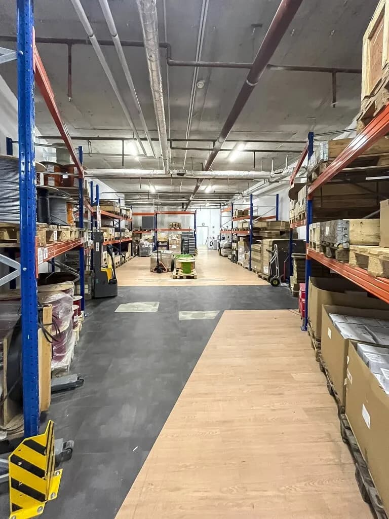 Gewerbeimmobilie kaufen in Wels – 2 977 m², € 1.470.000 – Bild 12 von 17