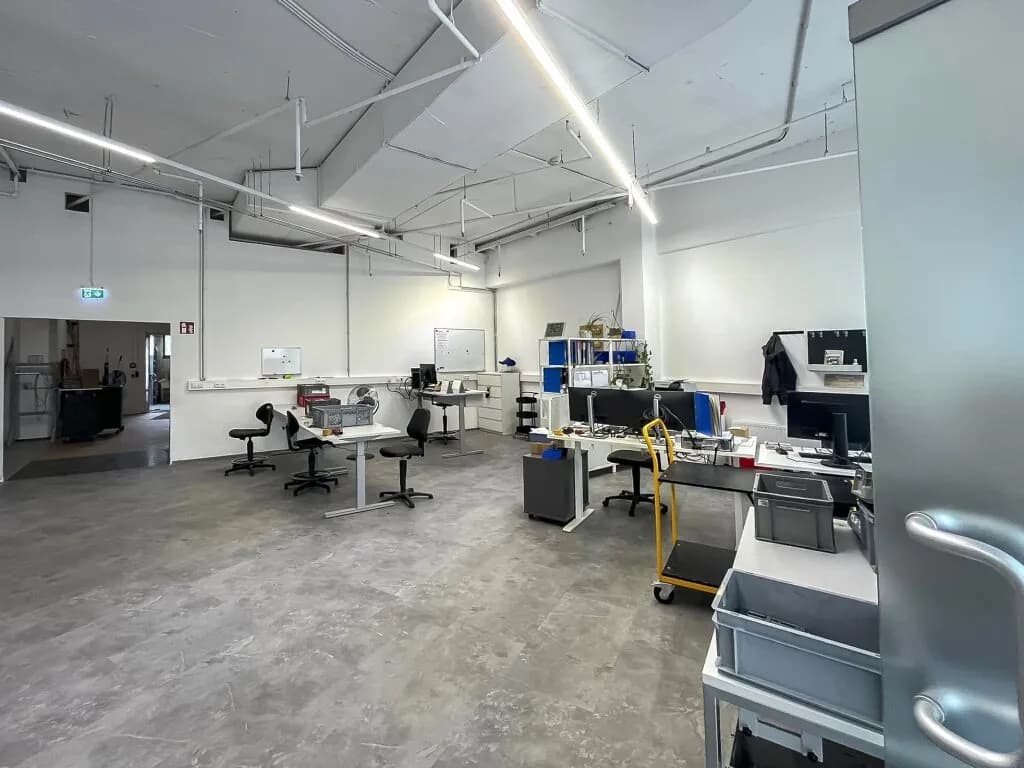 Gewerbeimmobilie kaufen in Wels – 2 977 m², € 1.470.000 – Bild 13 von 17
