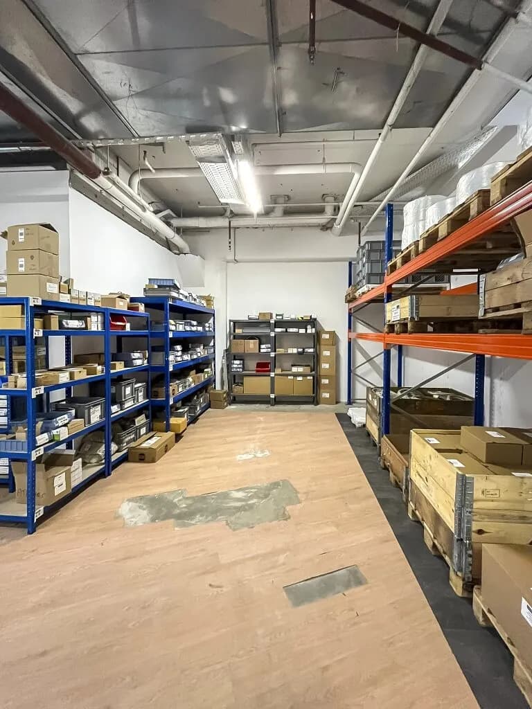 Gewerbeimmobilie kaufen in Wels – 2 977 m², € 1.470.000 – Bild 14 von 17