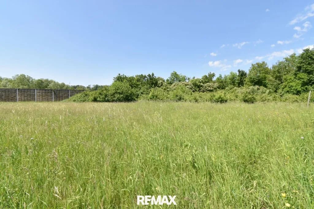 Grundstück kaufen in Steyr-Land – 1 998 m², € 250.000