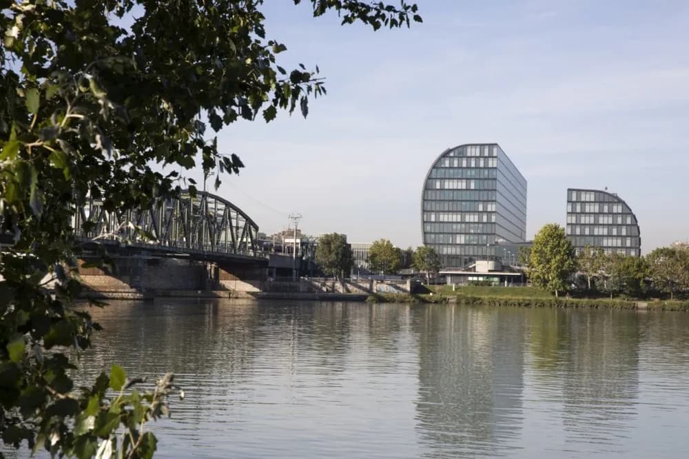 Gewerbeimmobilie mieten in Wien – 2 829 m², € 16 – Bild 2 von 16