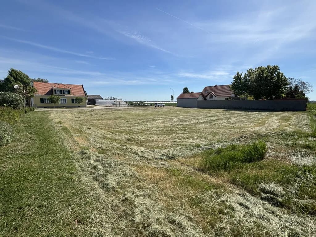 Grundstück kaufen in Neusiedl am See – 705 m², € 59.755 – Bild 2 von 6
