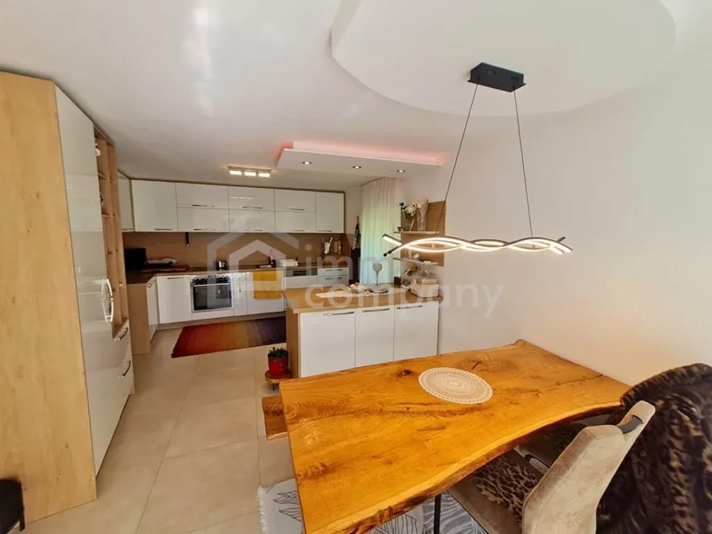 Gewerbeimmobilie kaufen in Grieskirchen – 327 m², € 590.000 – Bild 2 von 12