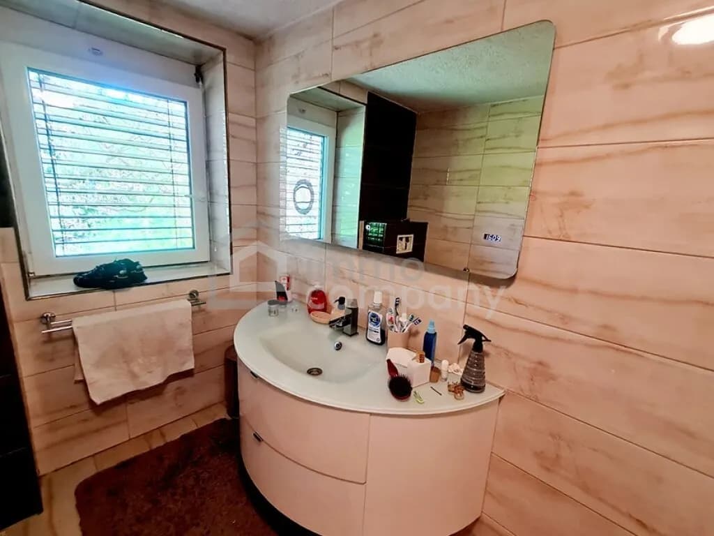 Gewerbeimmobilie kaufen in Grieskirchen – 327 m², € 590.000 – Bild 5 von 12