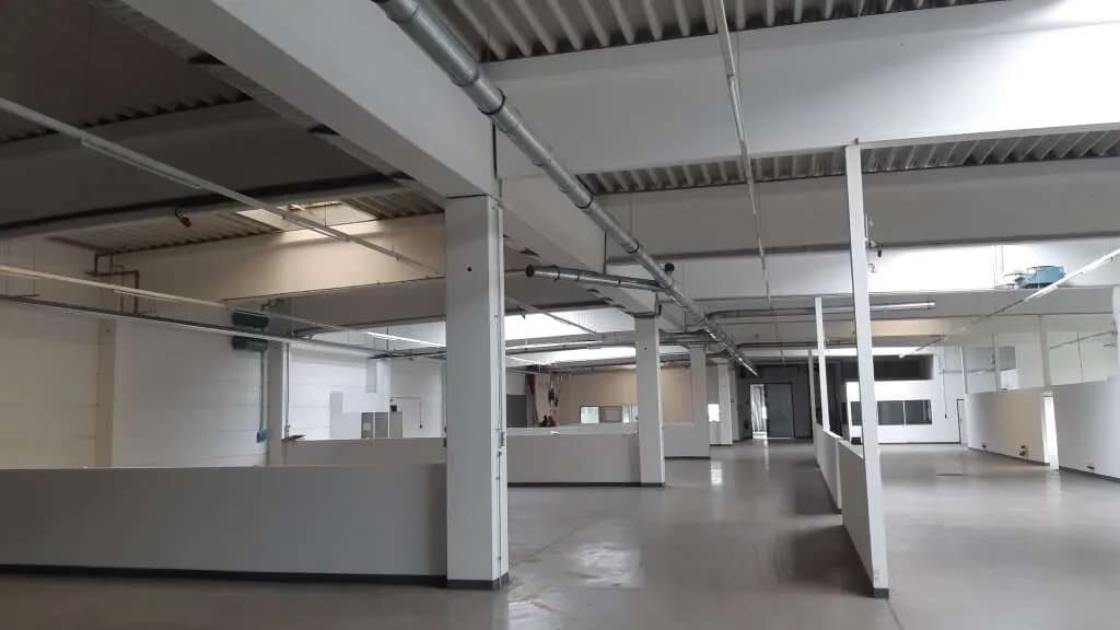 Gewerbeimmobilie kaufen in Wiener Neustadt Land – 7 270 m², € 9.800.000 – Bild 13 von 25