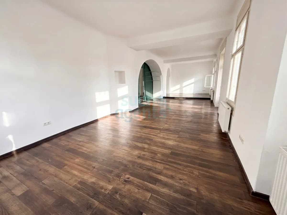 Gewerbeimmobilie mieten in Graz – 127 m², € 1.822