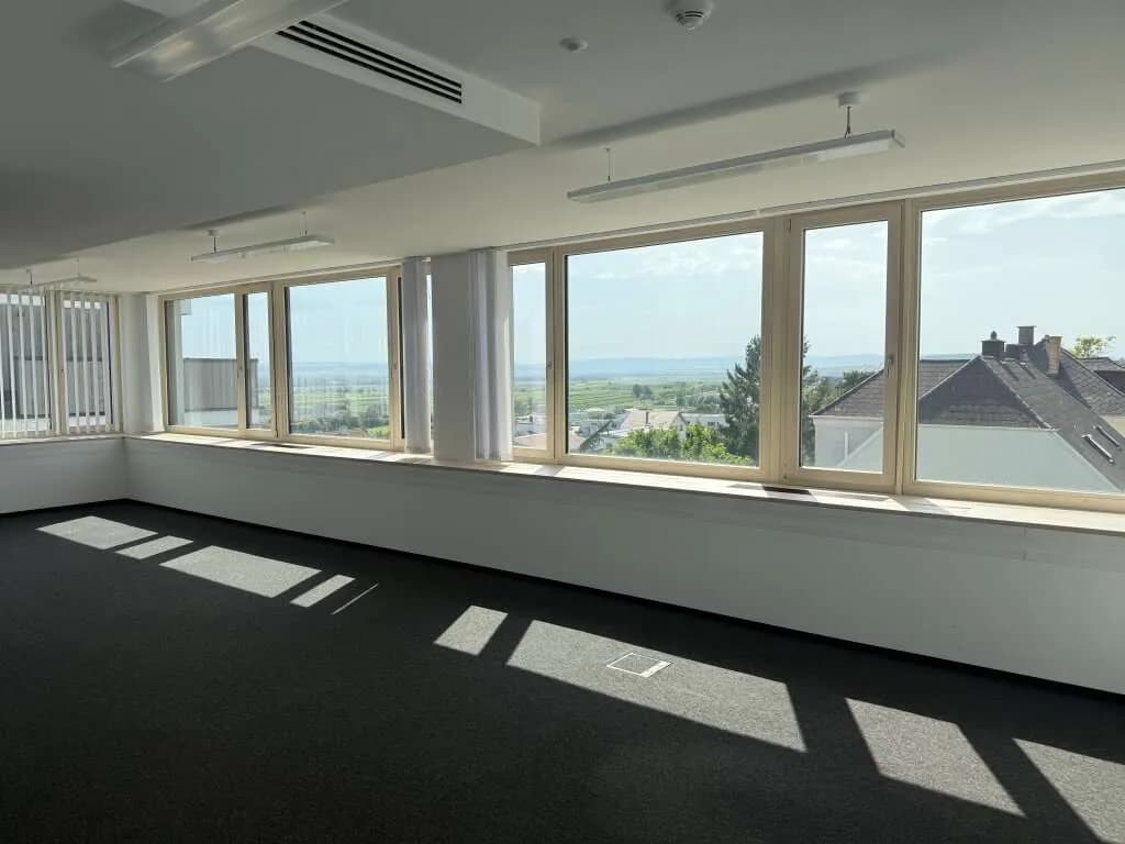 Gewerbeimmobilie mieten in Eisenstadt – 210 m², € 3.840 – Bild 2 von 15