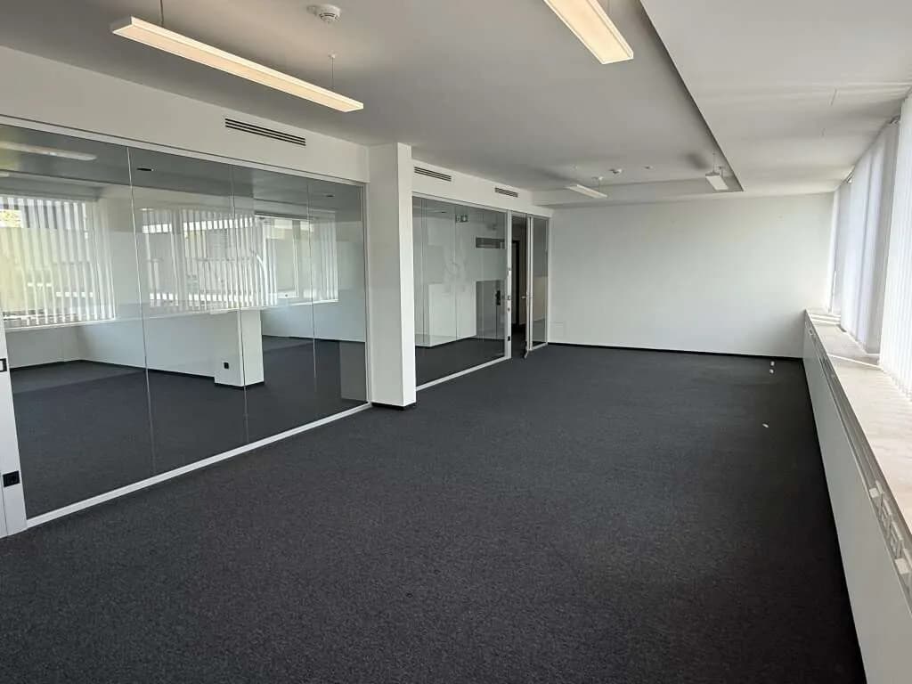 Gewerbeimmobilie mieten in Eisenstadt – 210 m², € 3.840 – Bild 9 von 15