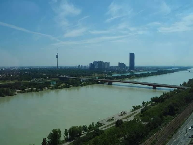 Gewerbeimmobilie mieten in Wien – 300 m² – Bild 8 von 9