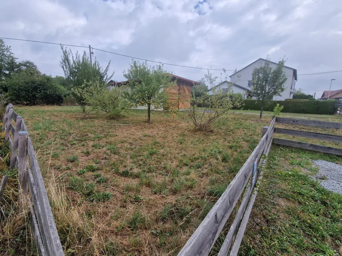 Grundstück kaufen in Freistadt – 704 m², € 225.000 – Bild 2 von 3