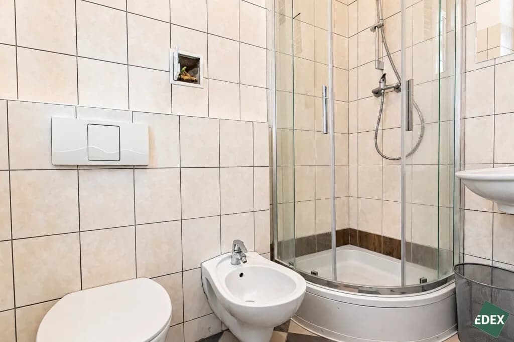 4-Zimmer-Wohnung mieten in Wien – 160 m², € 2.890 – Bild 12 von 21
