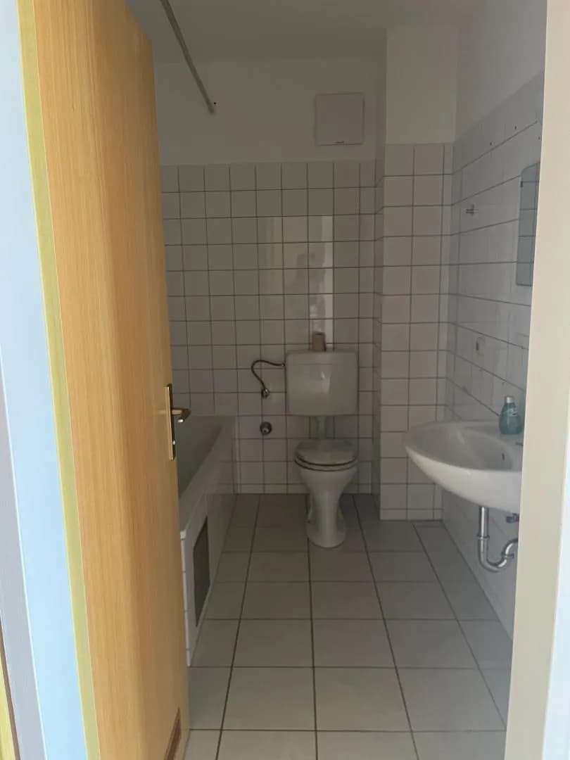 2-Zimmer-Wohnung mieten in Linz Land – 42 m², € 629 – Bild 8 von 8