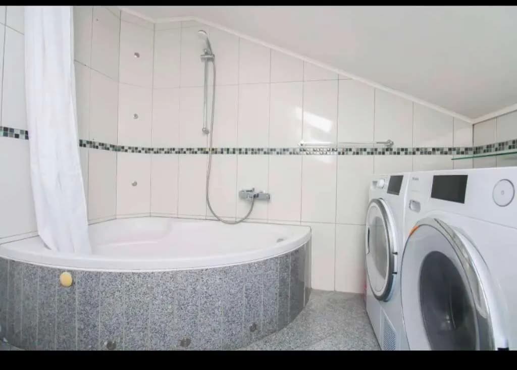 4-Zimmer-Wohnung mieten in Vöcklabruck – 94 m², € 160.000 – Bild 5 von 25