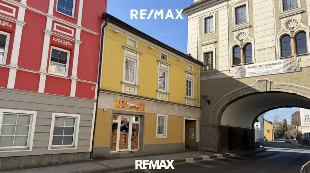 4-Zimmer-Haus kaufen in Vöcklabruck – 104 m², € 295.000 – Bild 2 von 12