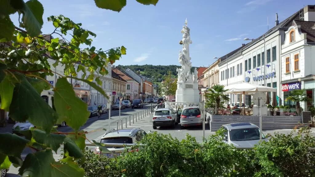 4-Zimmer-Haus kaufen in Tulln – 121 m², € 1.980.000 – Bild 3 von 8
