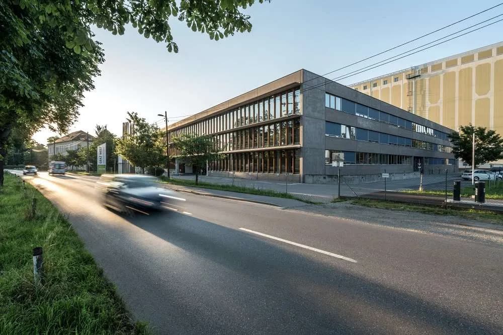 Gewerbeimmobilie mieten in Graz – 224 m², € 16