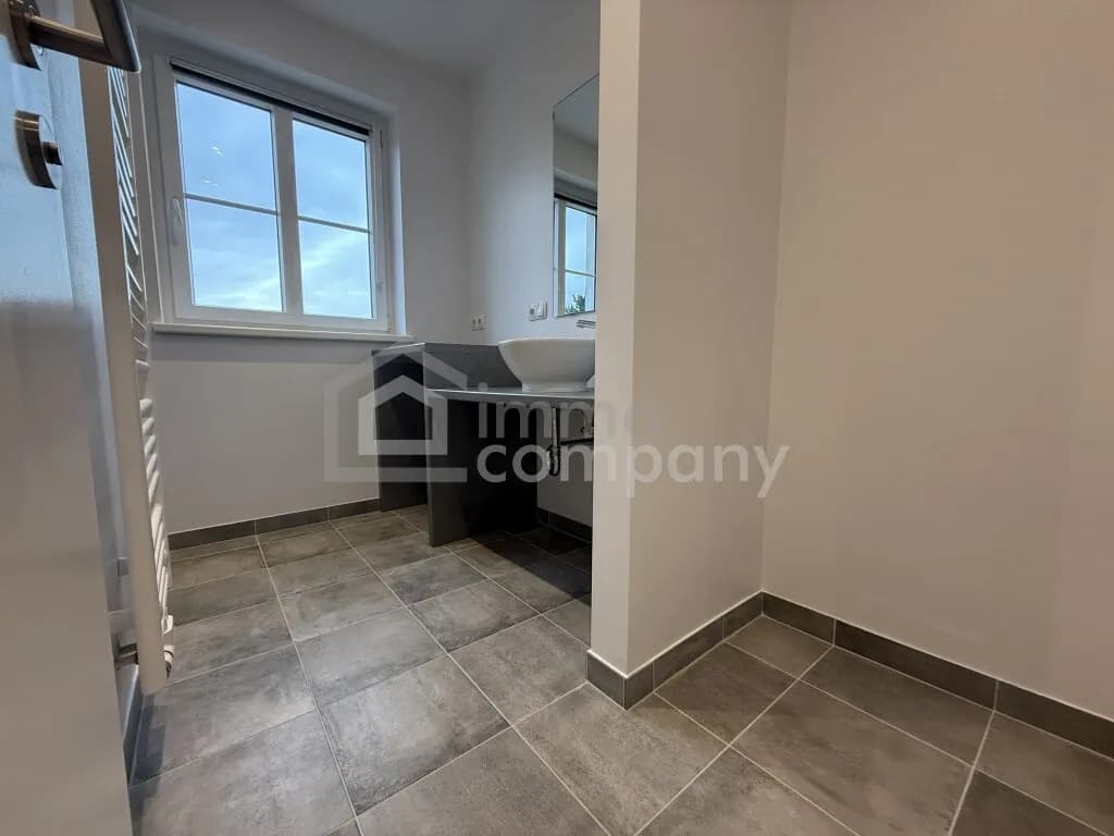 Gewerbeimmobilie kaufen in Wiener Neustadt – 340 m², € 849.000 – Bild 3 von 10