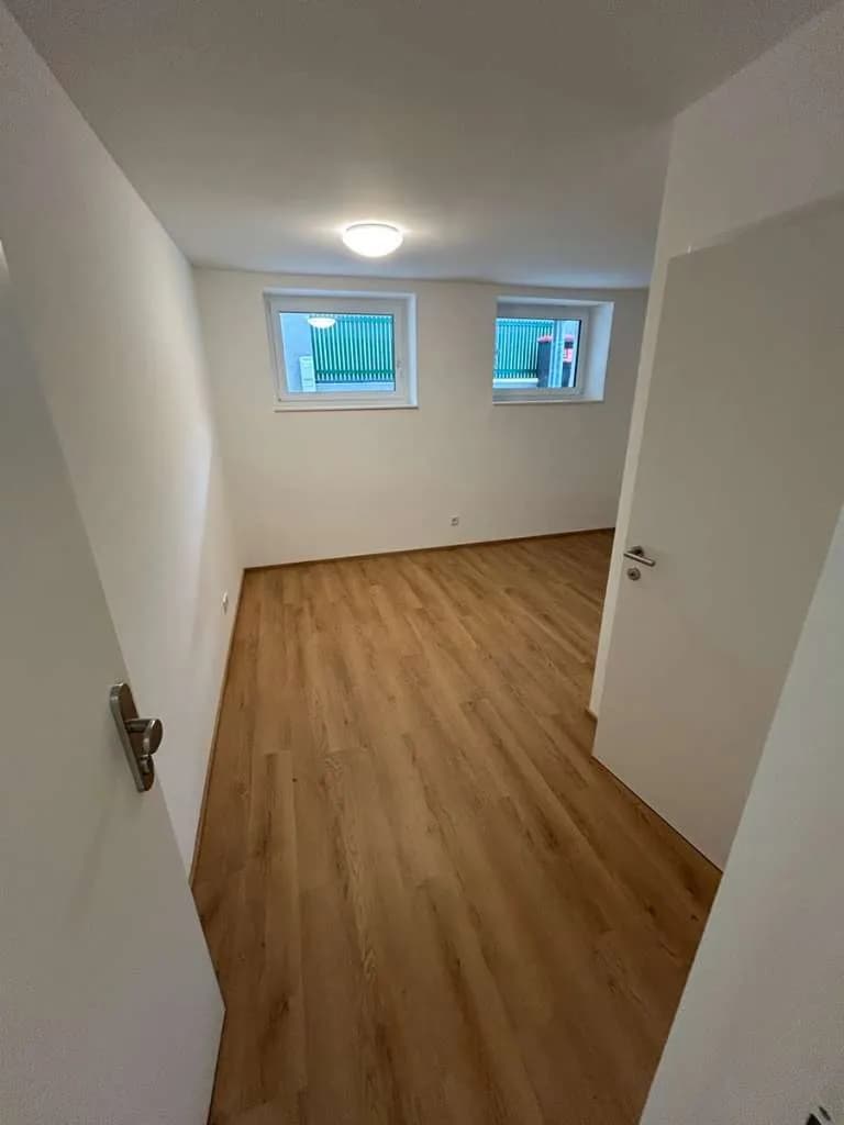 1-Zimmer-Immobilie mieten in Wels – 20 m², € 395 – Bild 9 von 13
