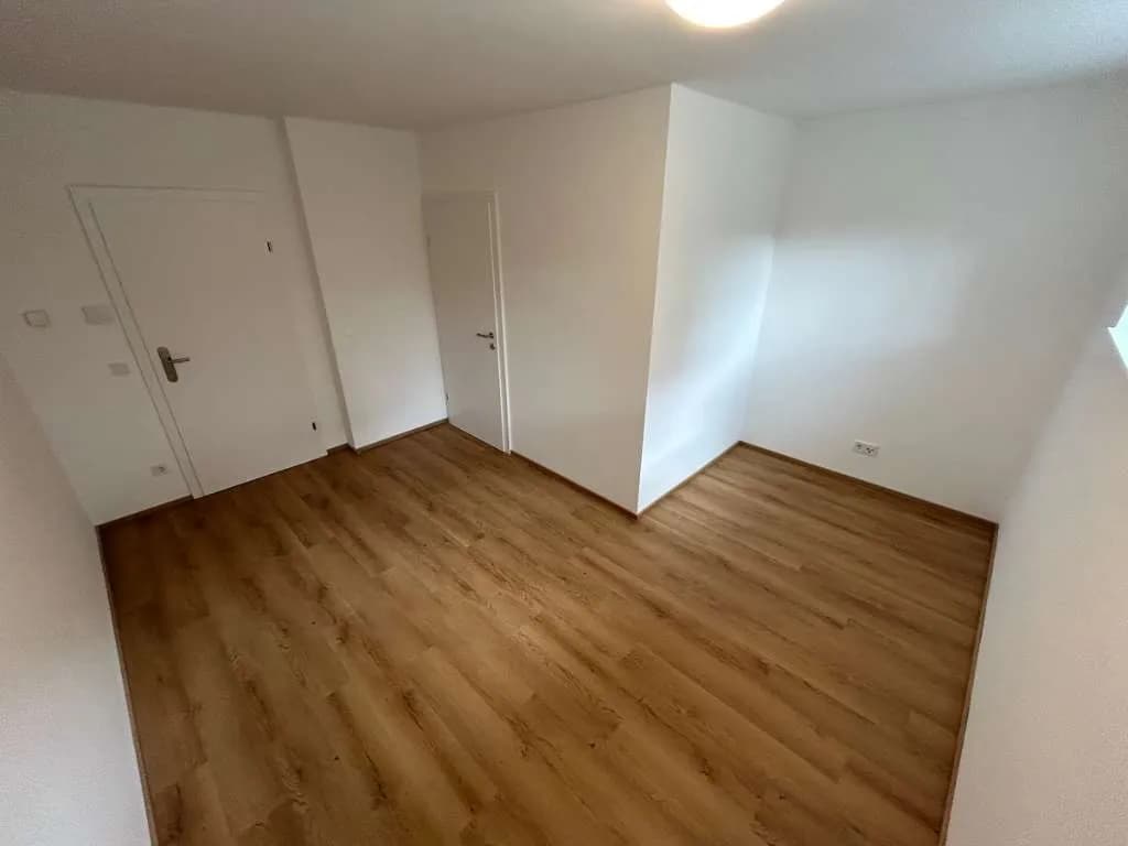 1-Zimmer-Immobilie mieten in Wels – 20 m², € 395 – Bild 11 von 13
