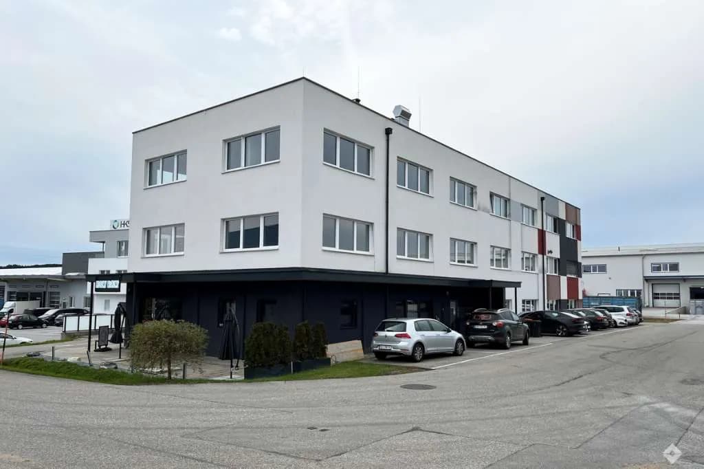 Gewerbeimmobilie mieten in Braunau am Inn – 54 m², € 653 – Bild 3 von 7