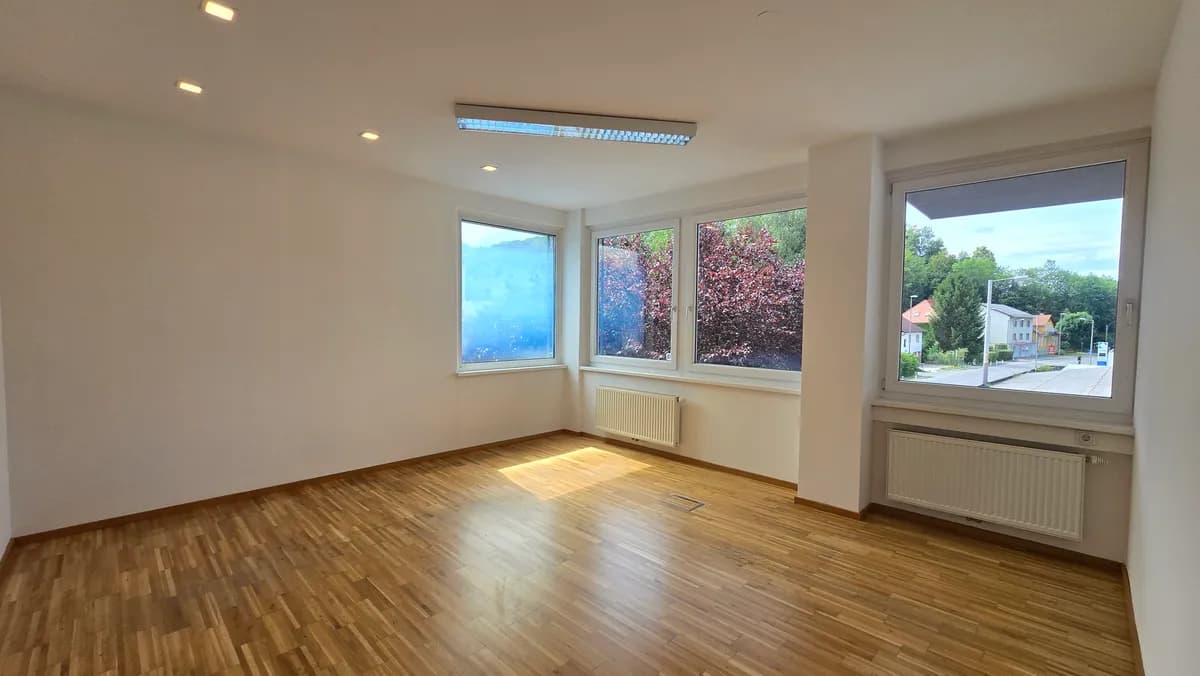 5-Zimmer-Gewerbeimmobilie mieten in Graz – 160 m², € 1.796 – Bild 3 von 14