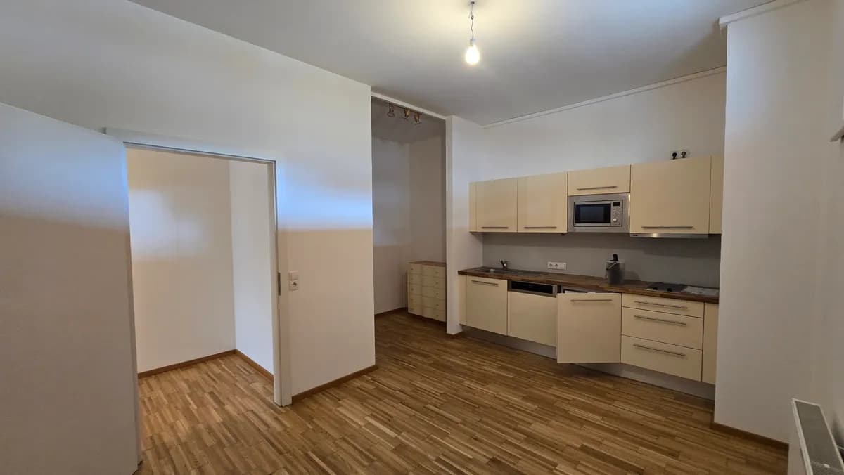 5-Zimmer-Gewerbeimmobilie mieten in Graz – 160 m², € 1.796 – Bild 5 von 14