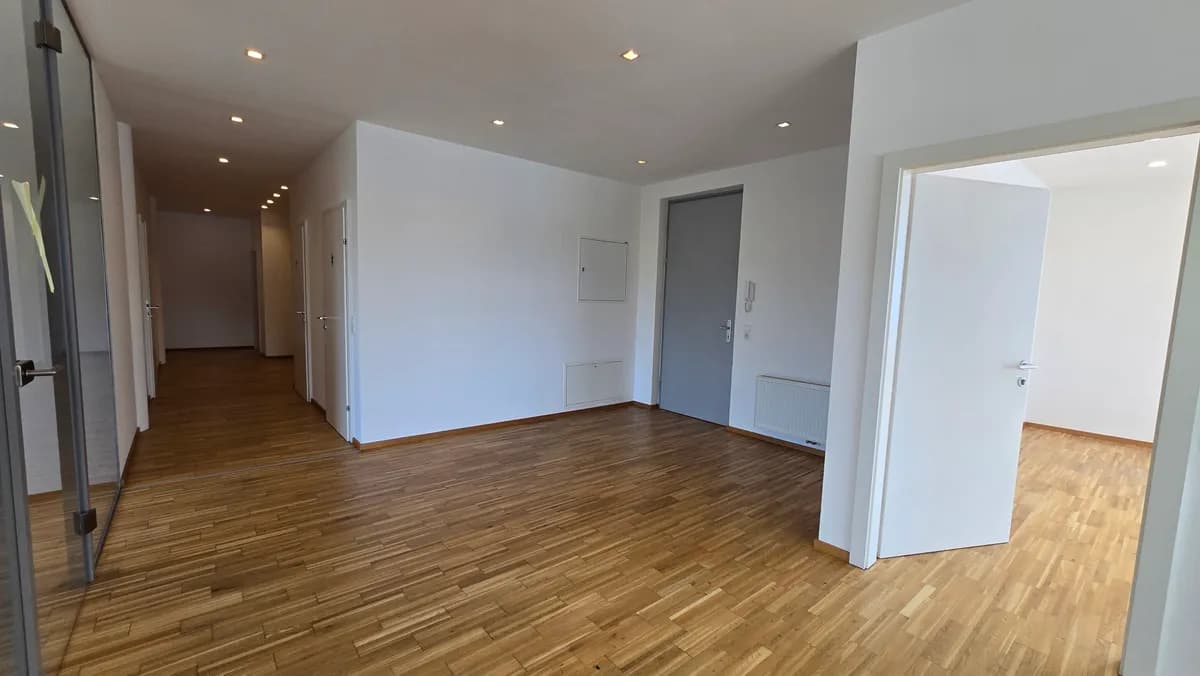 5-Zimmer-Gewerbeimmobilie mieten in Graz – 160 m², € 1.796 – Bild 10 von 14