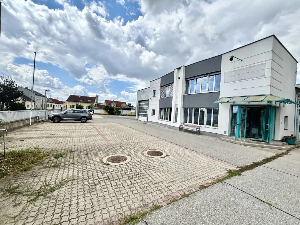 Gewerbeimmobilie mieten in Neusiedl am See – 388 m², € 2.670