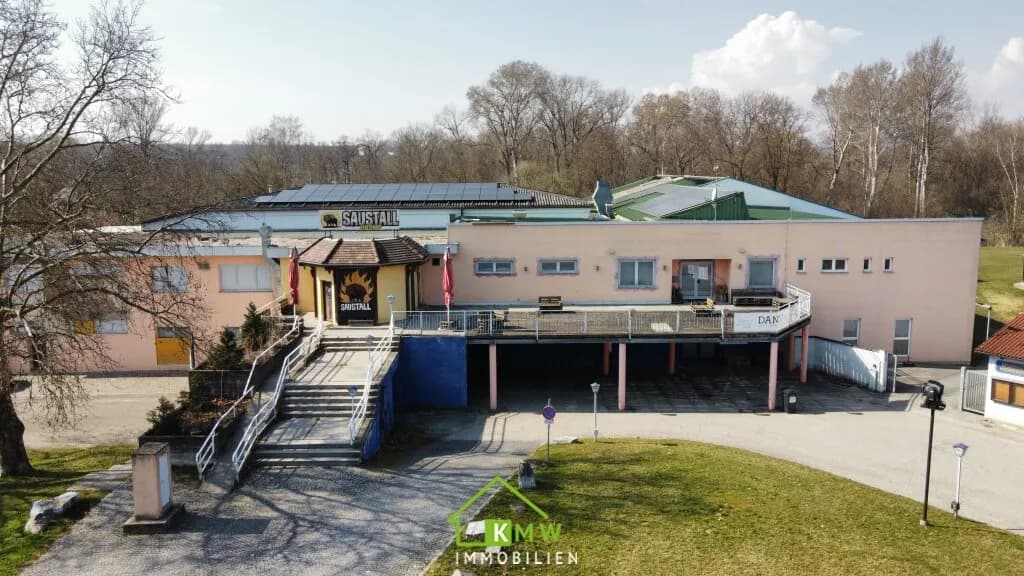 Gewerbeimmobilie kaufen in Krems Land – 4 000 m², € 580.000