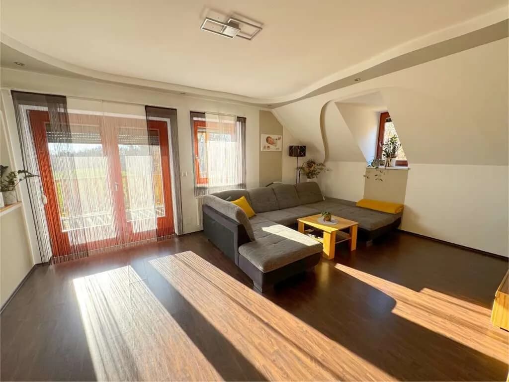 10-Zimmer-Immobilie kaufen in Jennersdorf – 289 m², € 747.000 – Bild 25 von 36