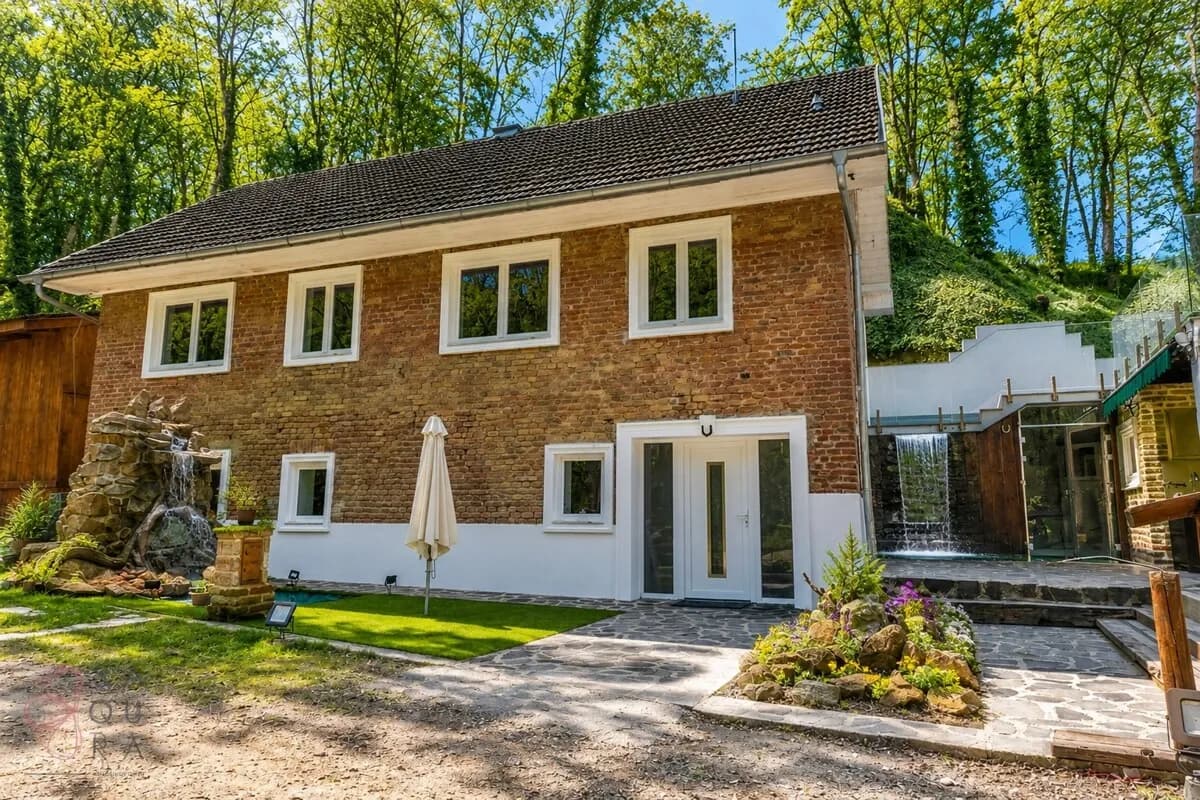 4-Zimmer-Haus kaufen in Tulln – 171 m², € 449.000 – Bild 1 von 65
