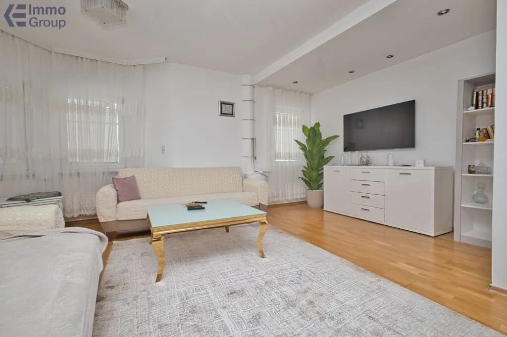 Haus kaufen in Grieskirchen – 220 m², € 370.000 – Bild 4 von 6