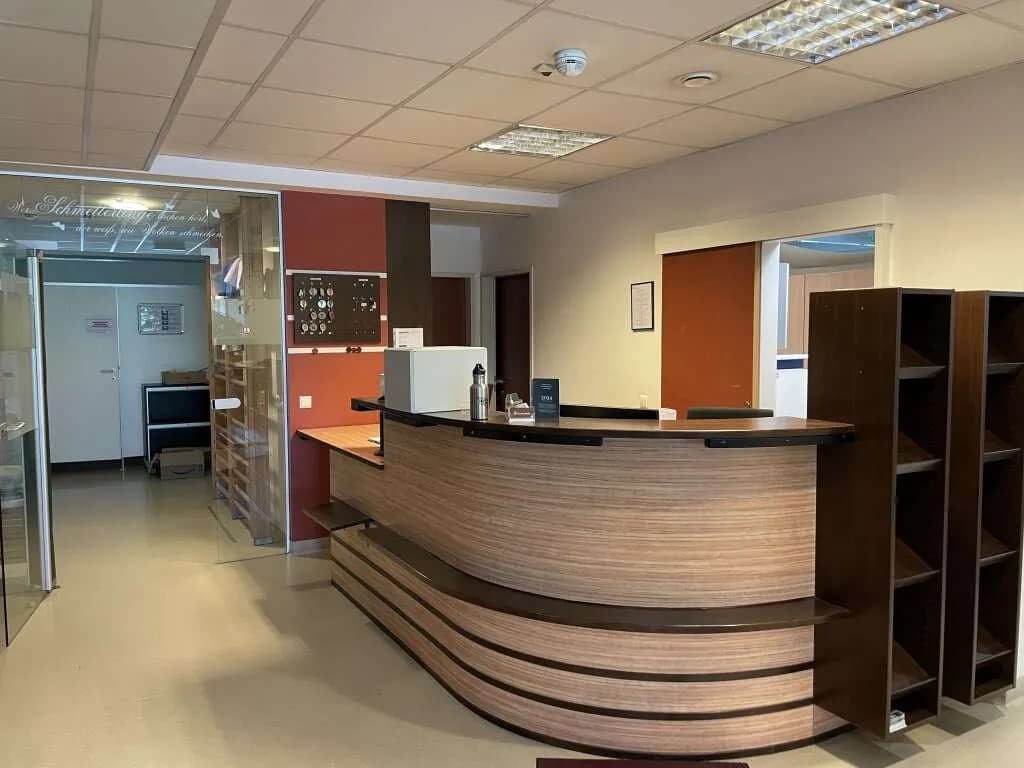 Gewerbeimmobilie mieten in Salzburg Stadt – 211 m², € 3.820