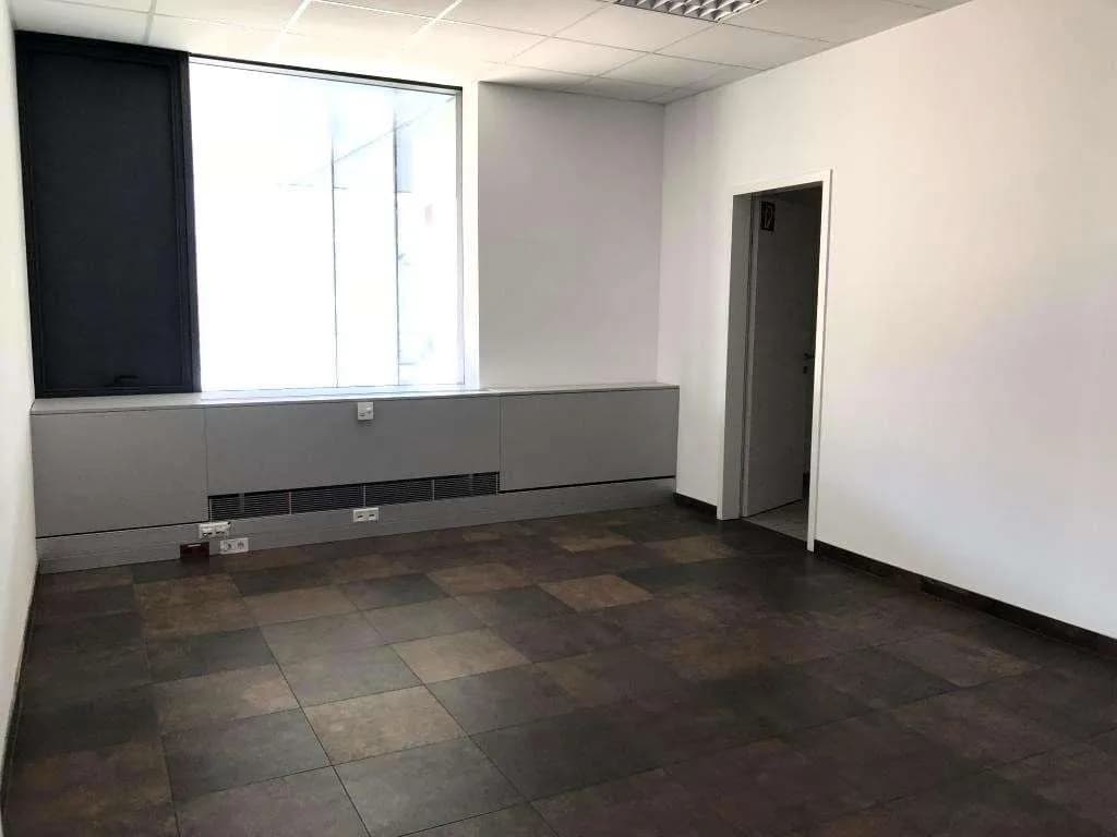 3-Zimmer-Gewerbeimmobilie mieten in Wels – 88 m², € 1.190 – Bild 4 von 7