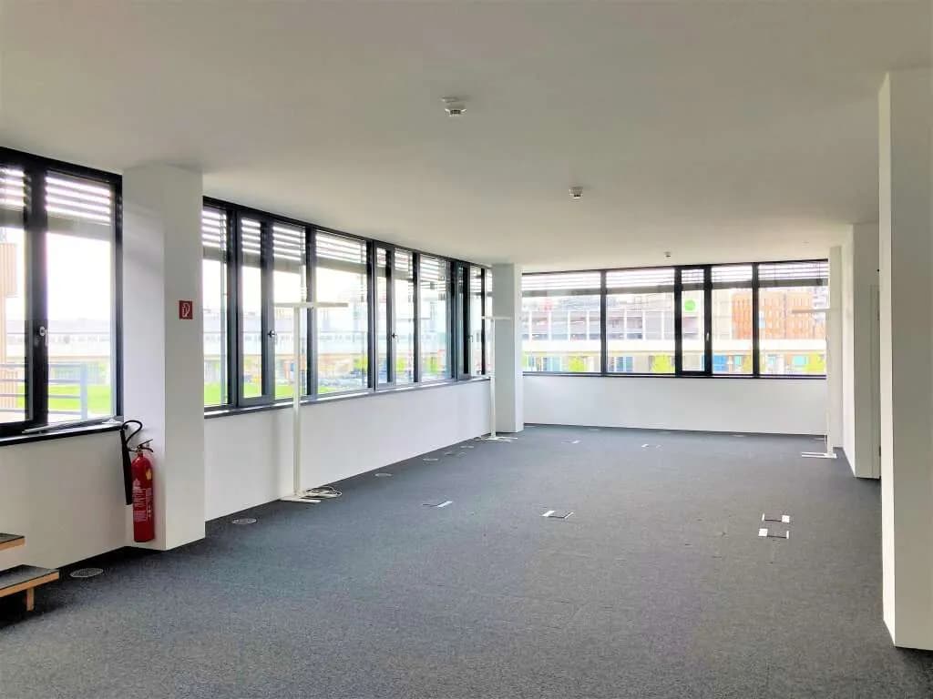 8-Zimmer-Gewerbeimmobilie mieten in Wien – 364 m², € 7.409 – Bild 2 von 6