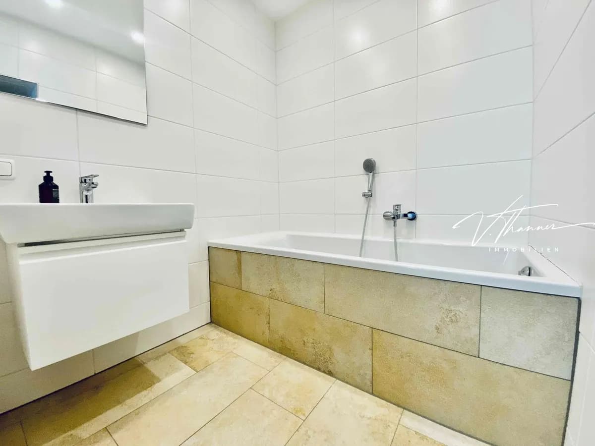 2-Zimmer-Wohnung mieten in Gmunden – 85 m², € 880 – Bild 6 von 10