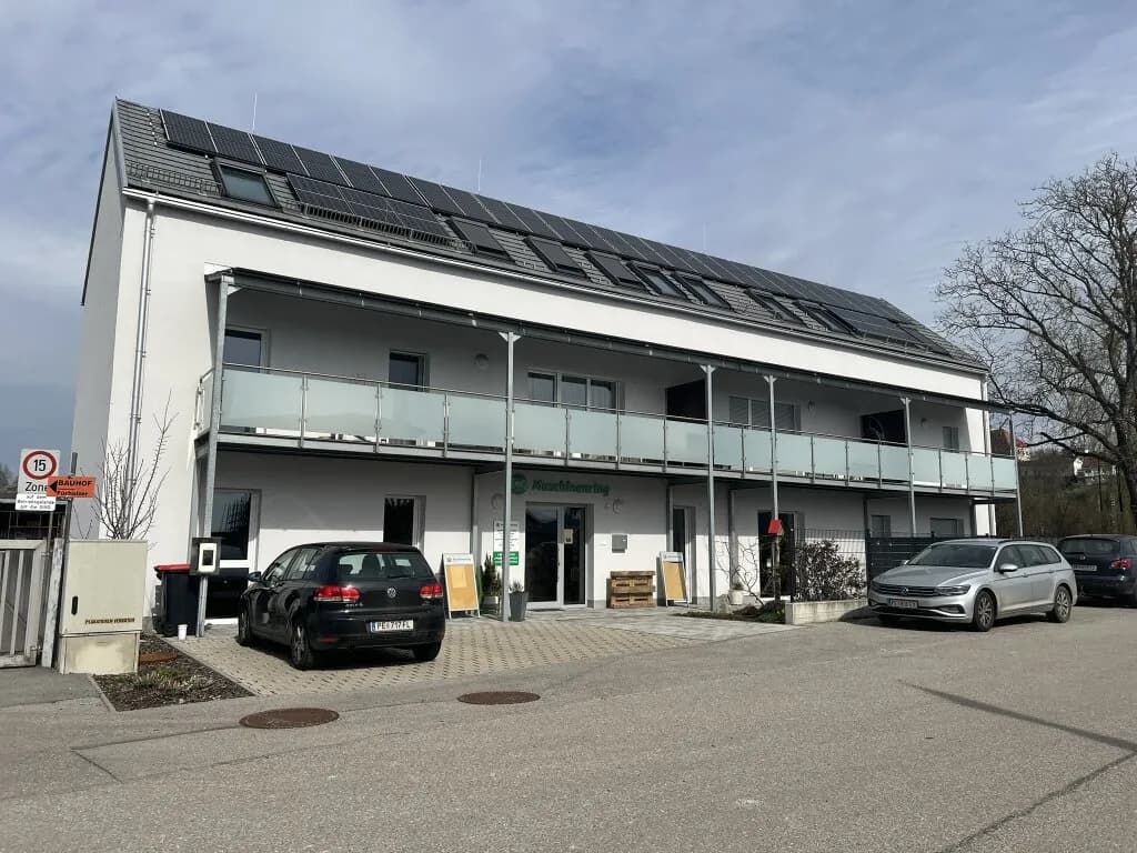 3-Zimmer-Gewerbeimmobilie mieten in Perg – 137 m², € 1.301