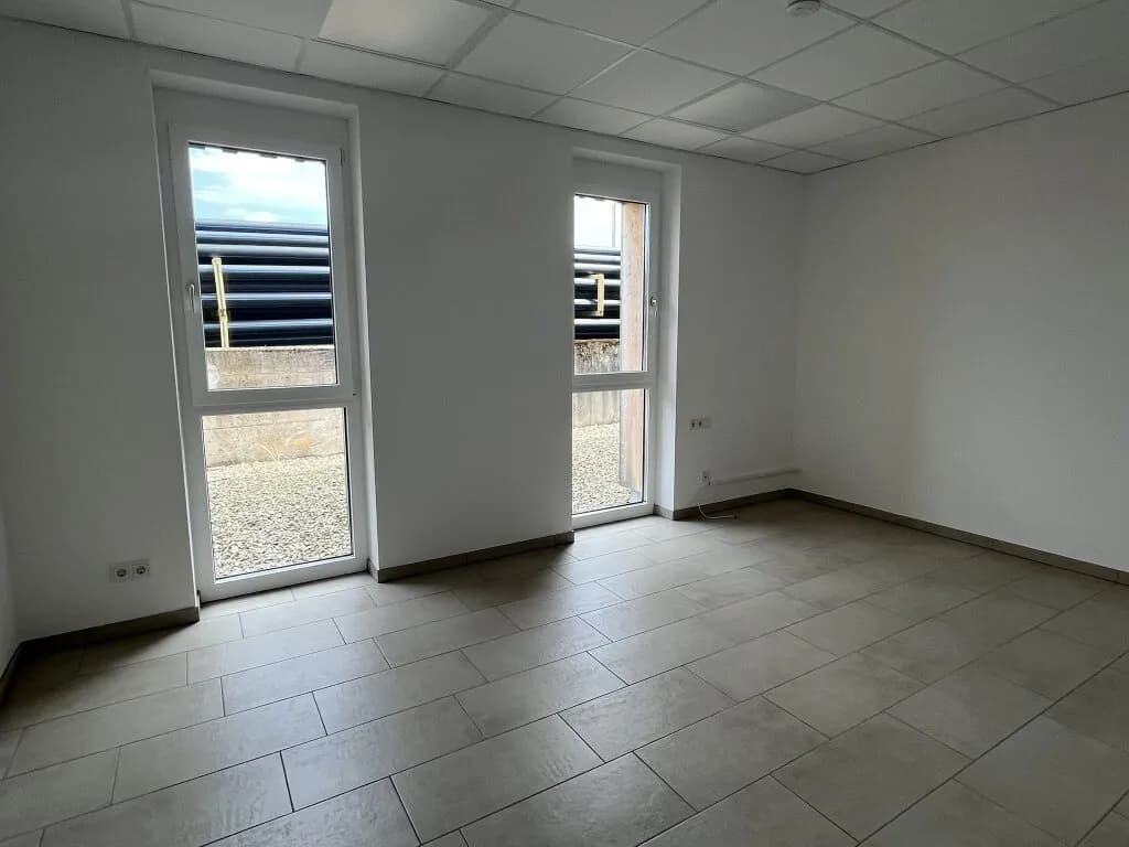 3-Zimmer-Gewerbeimmobilie mieten in Perg – 137 m², € 1.301 – Bild 8 von 19
