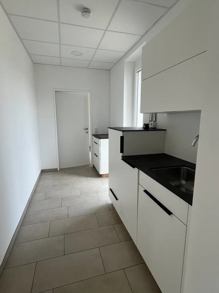 3-Zimmer-Gewerbeimmobilie mieten in Perg – 137 m², € 1.301 – Bild 11 von 19