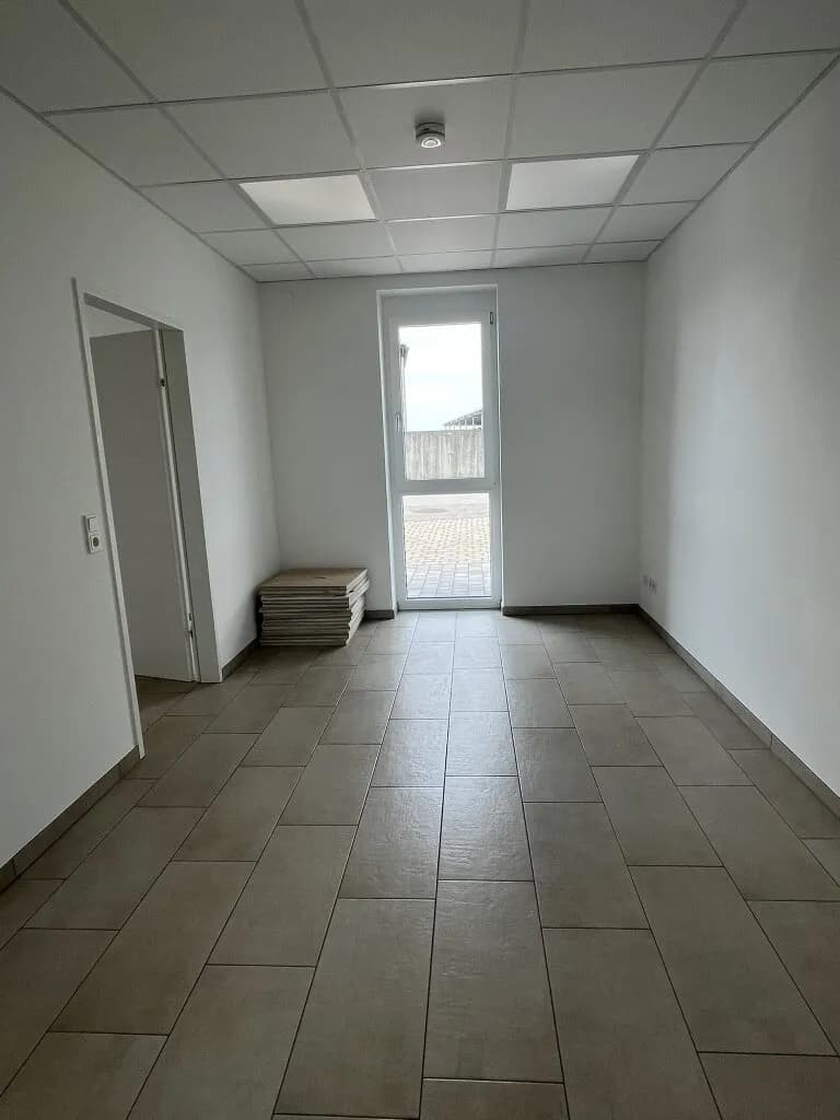 3-Zimmer-Gewerbeimmobilie mieten in Perg – 137 m², € 1.301 – Bild 15 von 19