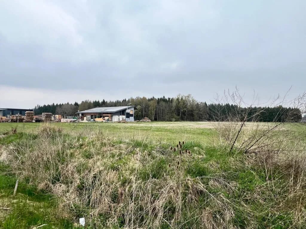 Immobilie kaufen in Wels-Land – 18 957 m², € 4.739.250